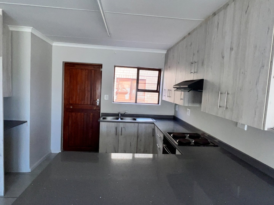 2 Bedroom Property for Sale in Wavecrest Eastern Cape